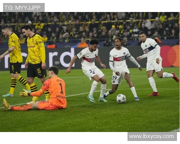 欧冠精彩重播巴黎圣日耳曼对阵那不勒斯全场回顾与精彩瞬间分析 欧冠精彩重播巴黎圣日耳曼对阵那不勒斯全场回顾与精彩瞬间分析